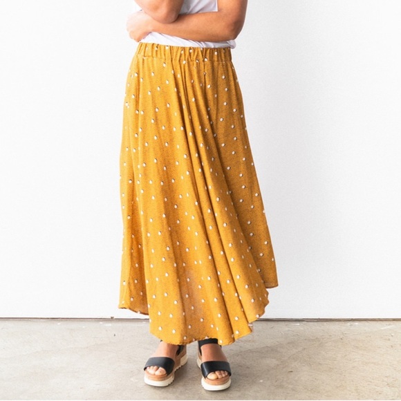 MeMi Collective Dresses & Skirts - Gold Patterned Midi Skirt // MeMi Collective